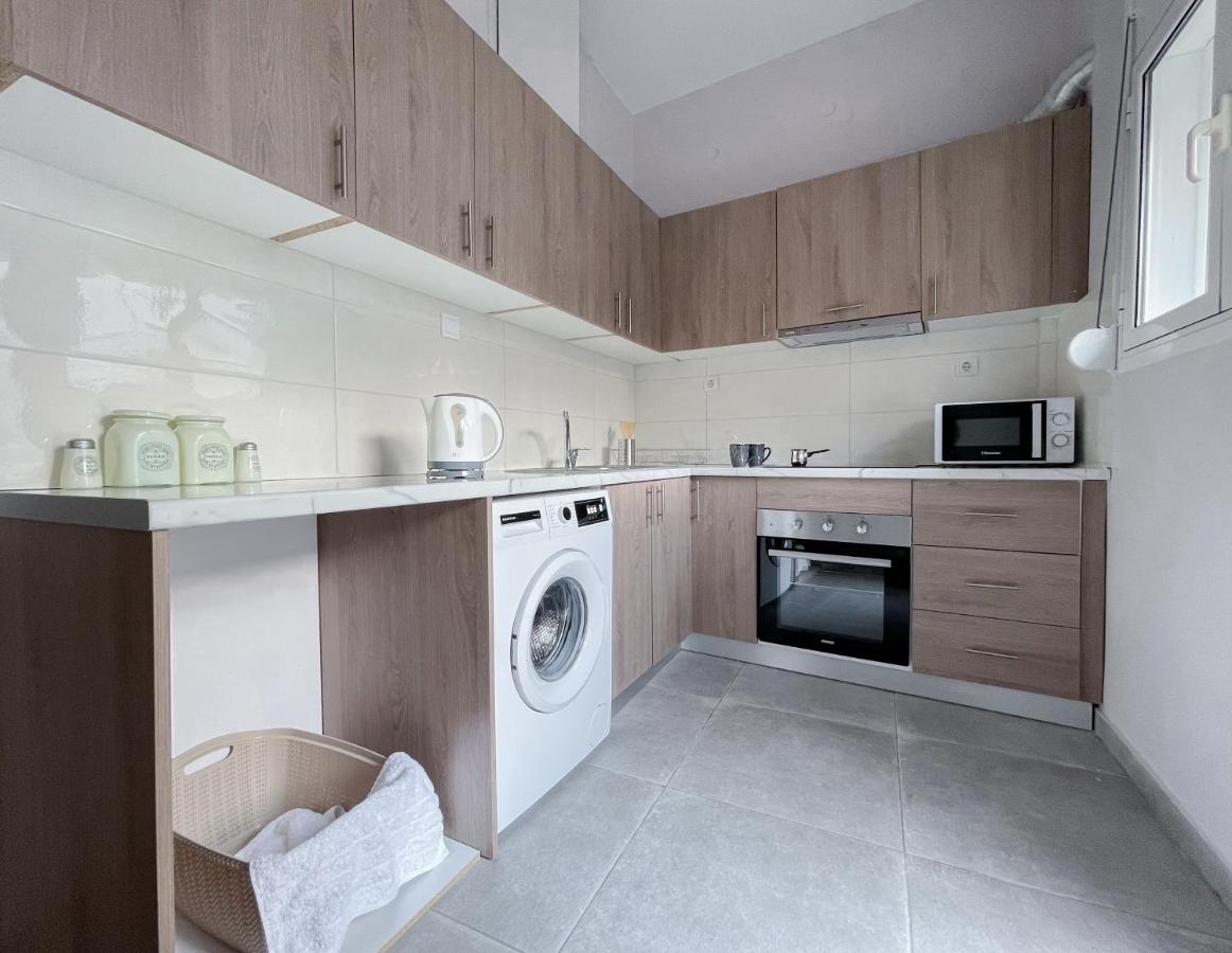 2-Bedroom Winter Apartment Athén Kültér fotó